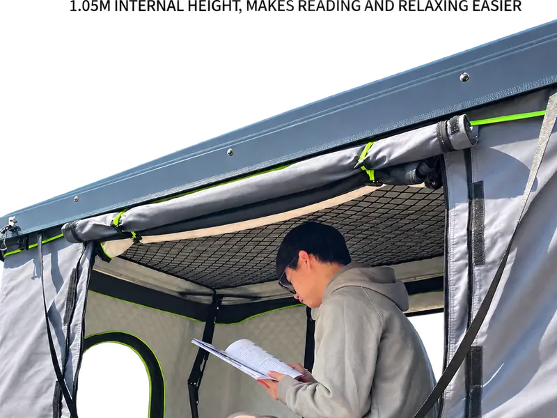 Rooftop tent with 1.05m internal height